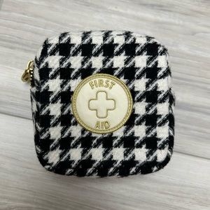 Stoney Clover Small Pouch houndstooth first aid patch